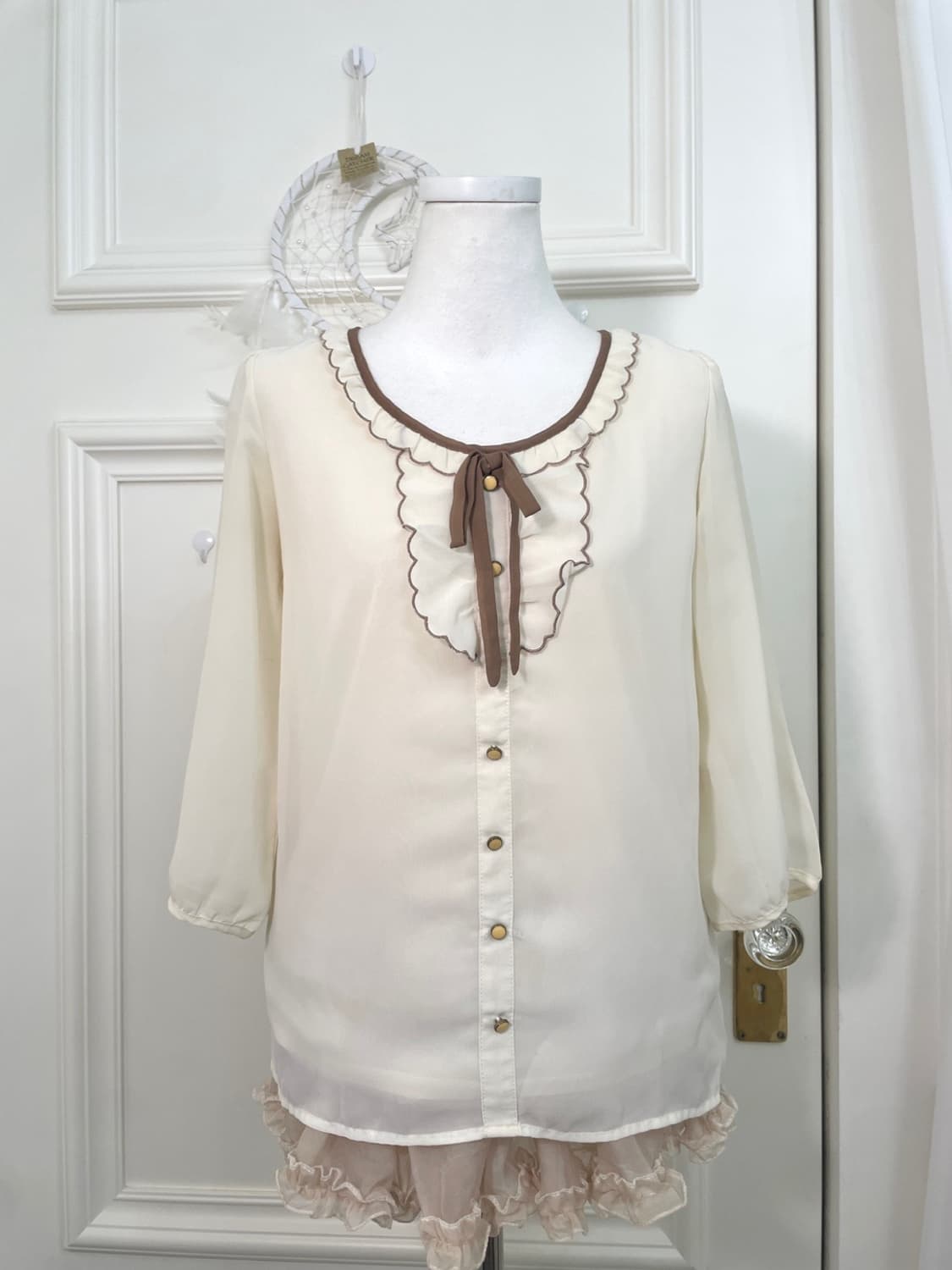 ivory brown bow ruffle blouse(size-M) 상품이미지6