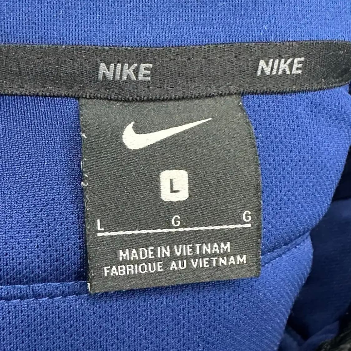 나이키 에어로로프트 후드 점퍼 상품이미지4