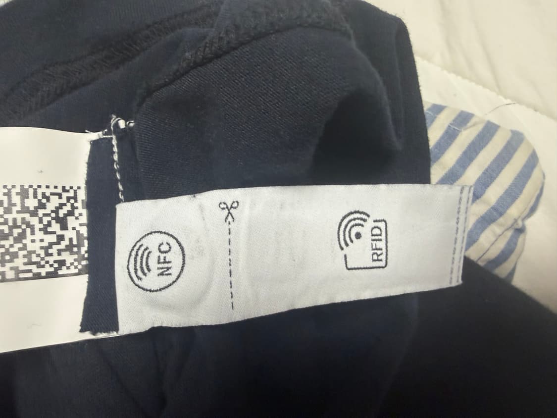 (정품) 스톤아일랜드 25ss 반팔 네이비 XL 상품이미지5