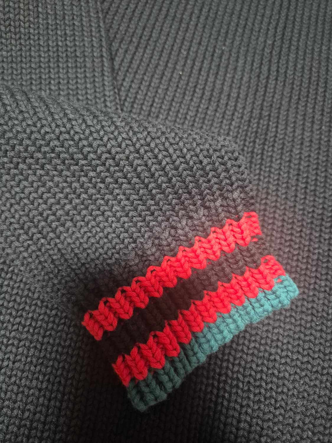 구찌 스웨터 100(XL) 상품이미지5