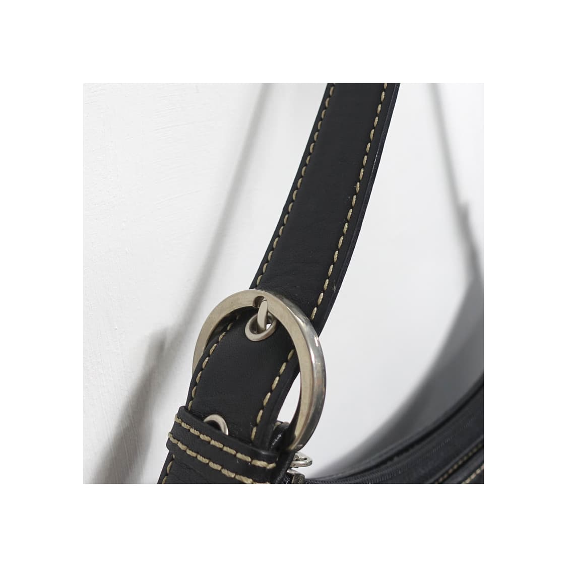 빈티지 버클 레더 숄더백 상품이미지7