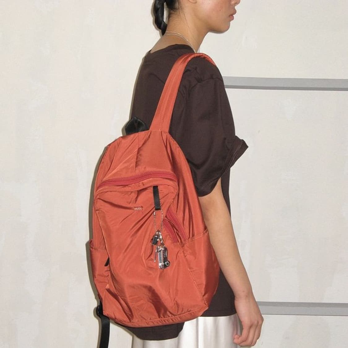 포테 백팩 _0002 HideSlot Classic Backpack 상품이미지1