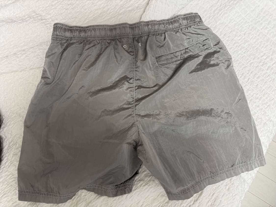 [L] 스톤아일랜드 나일론 메탈 쇼츠 반바지 아이스 상품이미지4