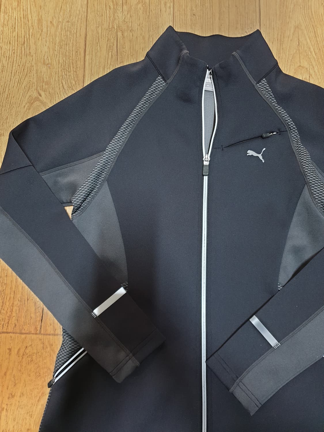 1012 푸마 운동복 집업 90 사이즈입니다 상품이미지4