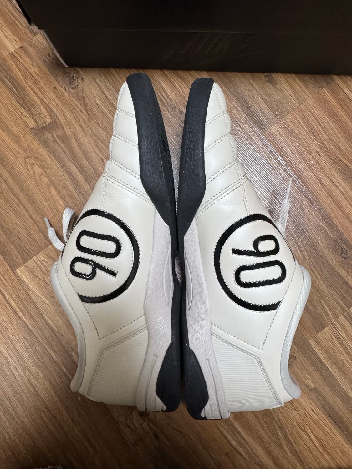 나이키 토탈 90 라이트 오어우드 브라운 블랙 255사이즈 상품이미지4