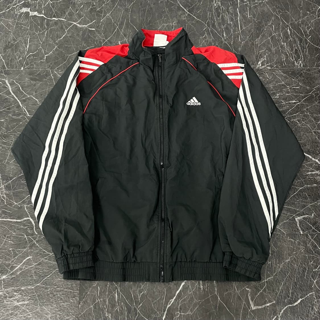 아디다스 00s 올드스쿨 비대칭 삼선 바람막이 자켓 상품이미지3