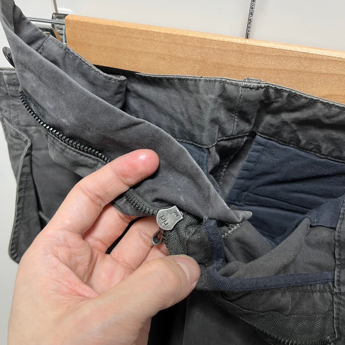 어태치먼트 파라슈트 사이드지퍼팬츠 상품이미지7