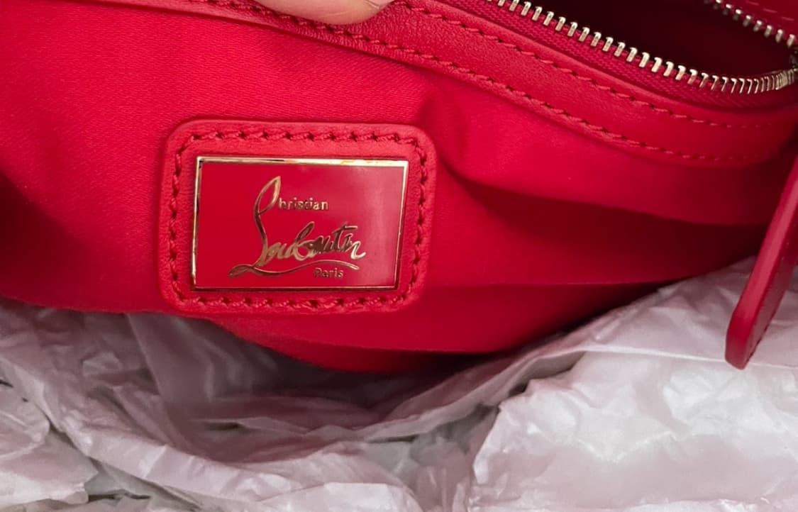 루부탱 스터드 숄더백 상품이미지5