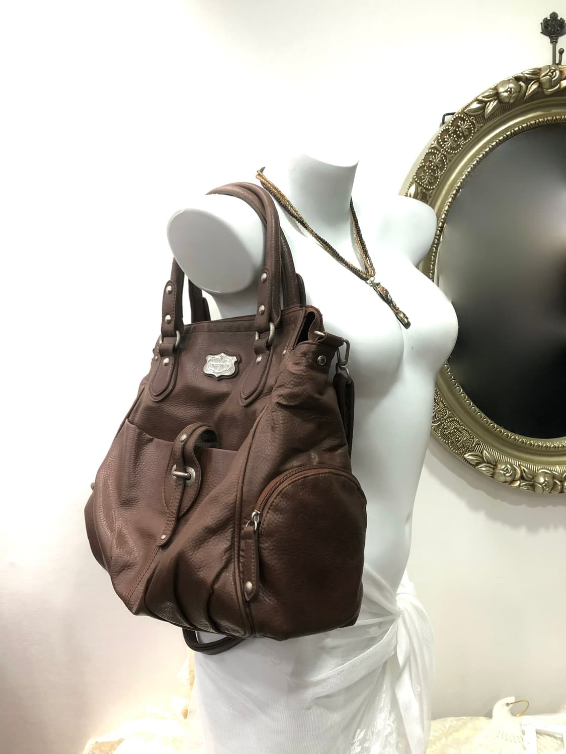 VINCIS BENCH brown side pocket 숄더백  상품이미지2