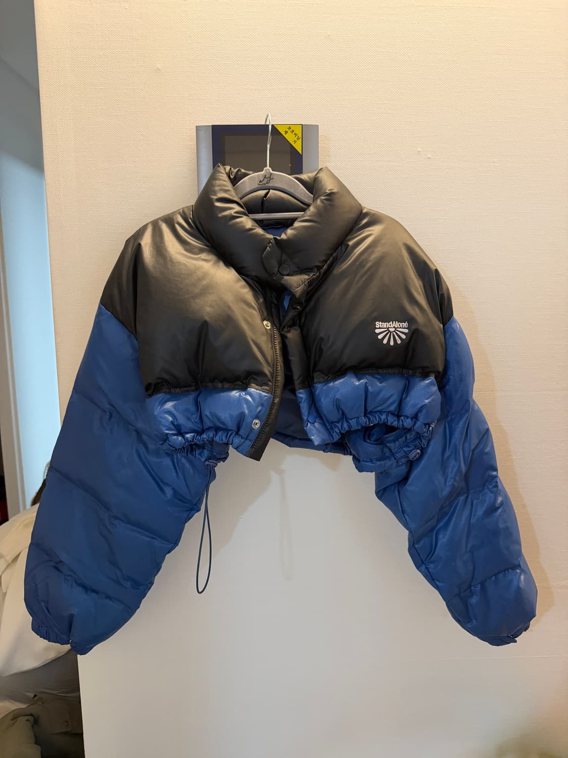 스탠드얼론 크롭패딩 상품이미지1