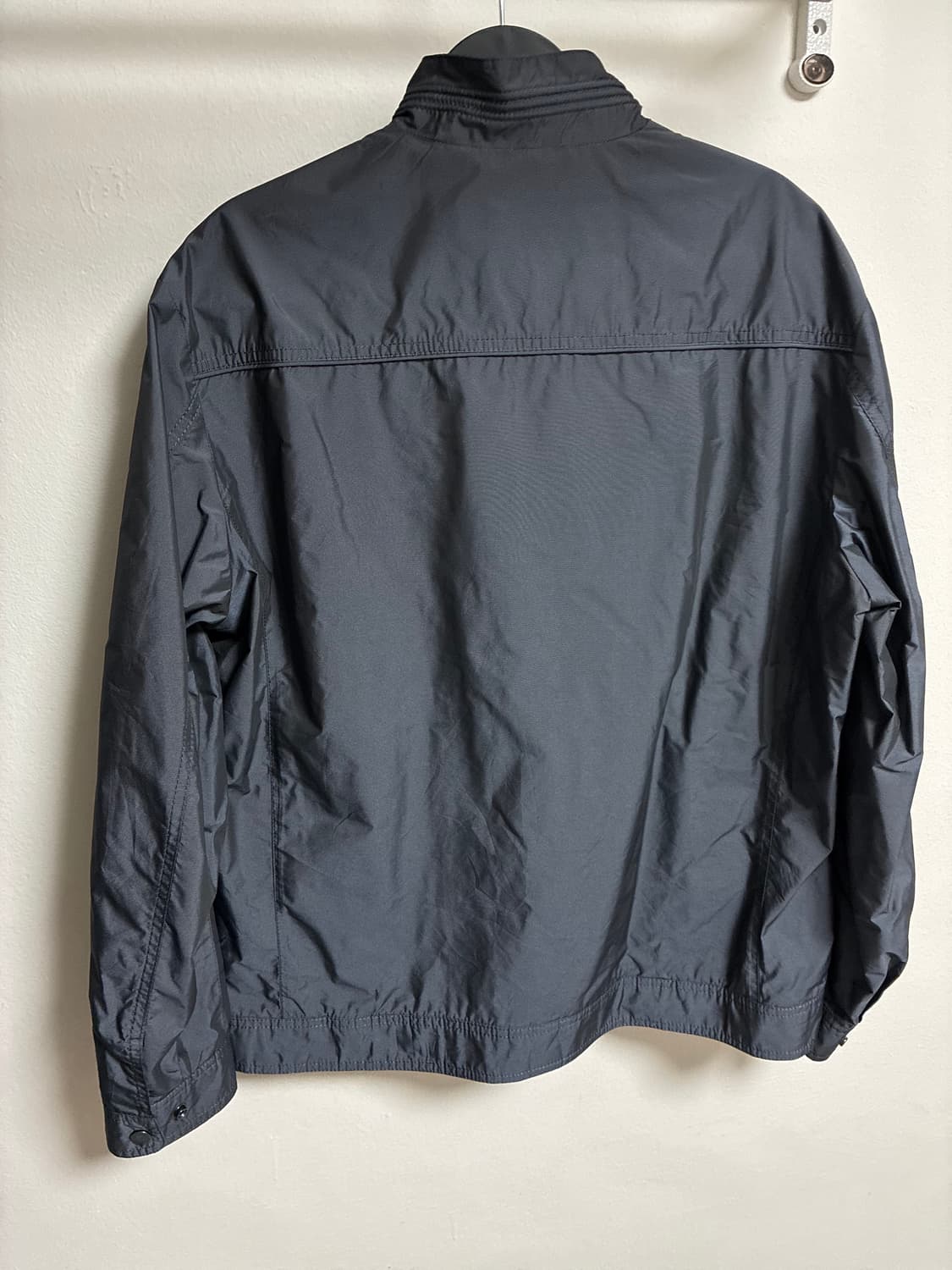 프라다 바람막이 상품이미지2