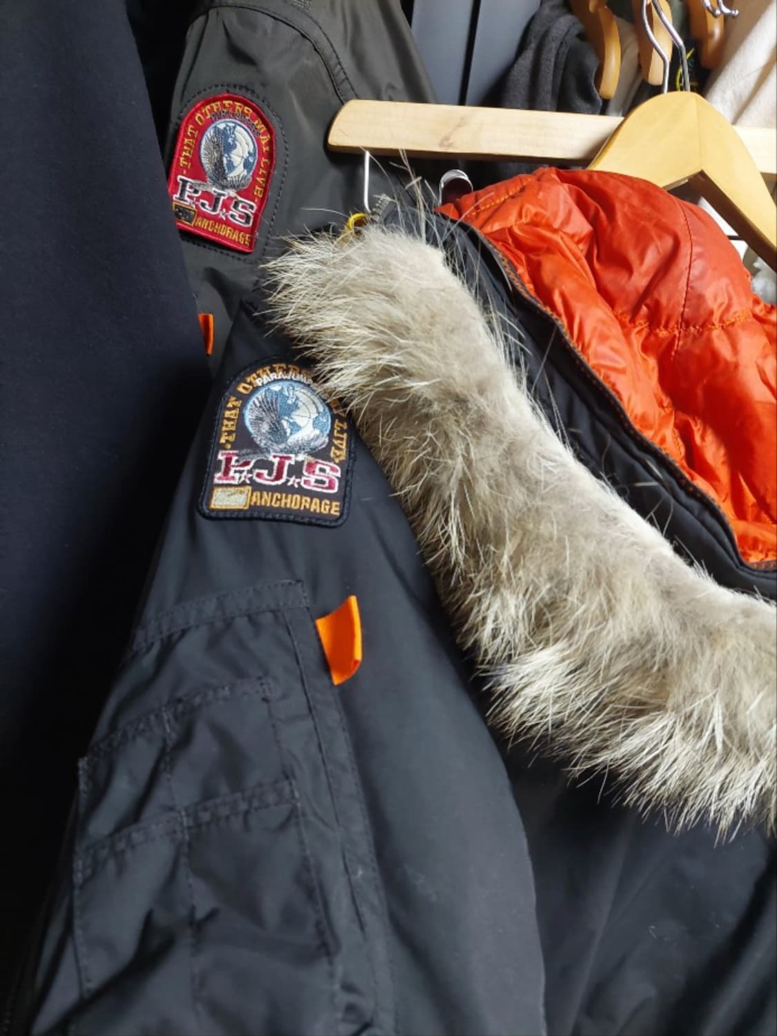 파라점퍼스 고비 마스터라이트 블랙 패딩 XL 정품 상품이미지3