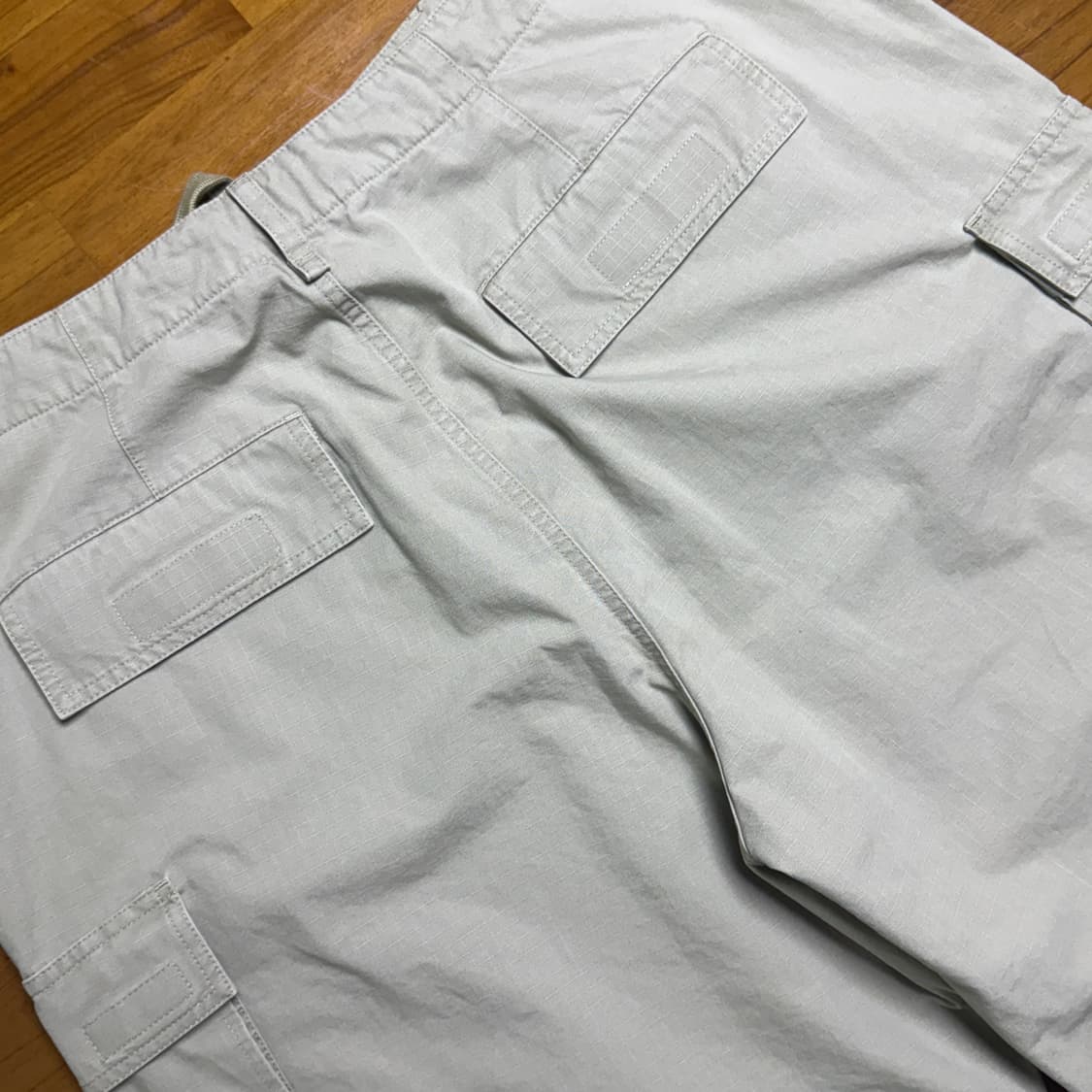 발렌시아가 가드로브 카고 팬츠 베이지 [M] 상품이미지6