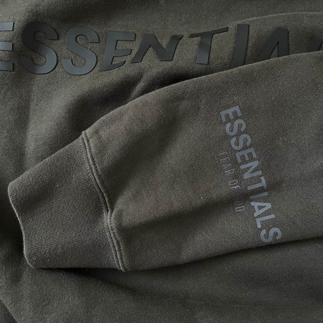 Fear of God Essentials logo sweatshirt 상품이미지6
