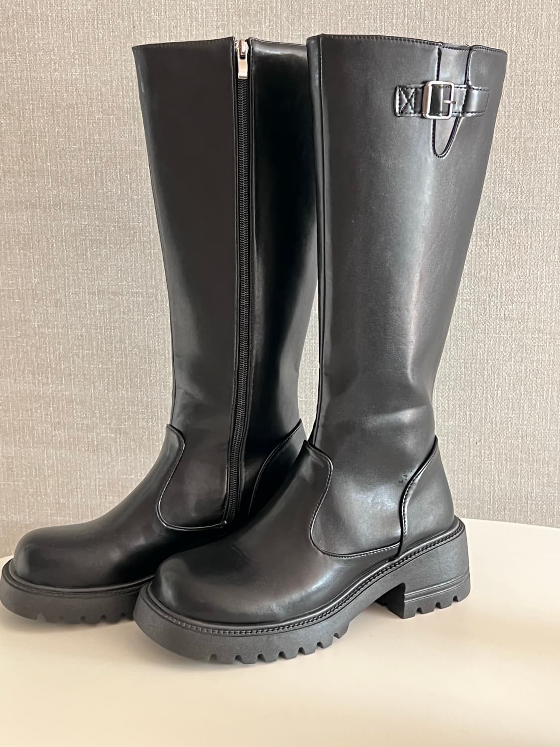 에이블리 첼시&버클 롱부츠 새상품 상품이미지3