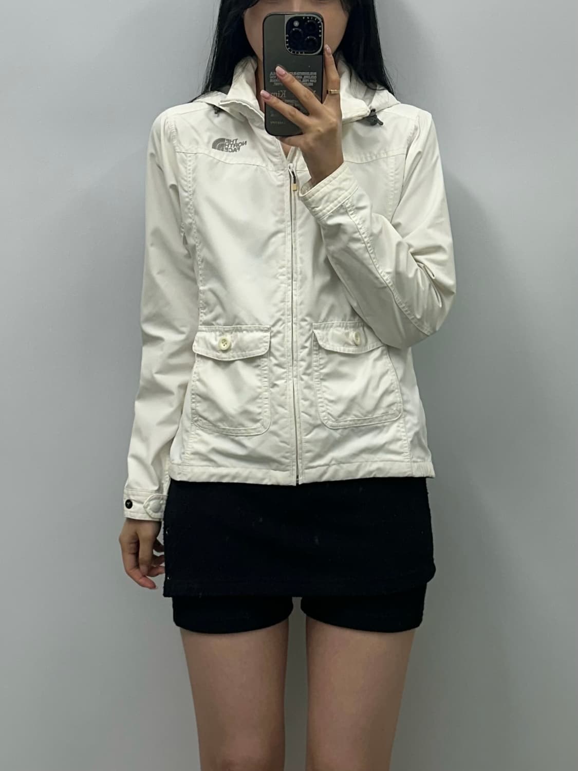 노스페이스 화이트 포켓 바람막이 상품이미지1
