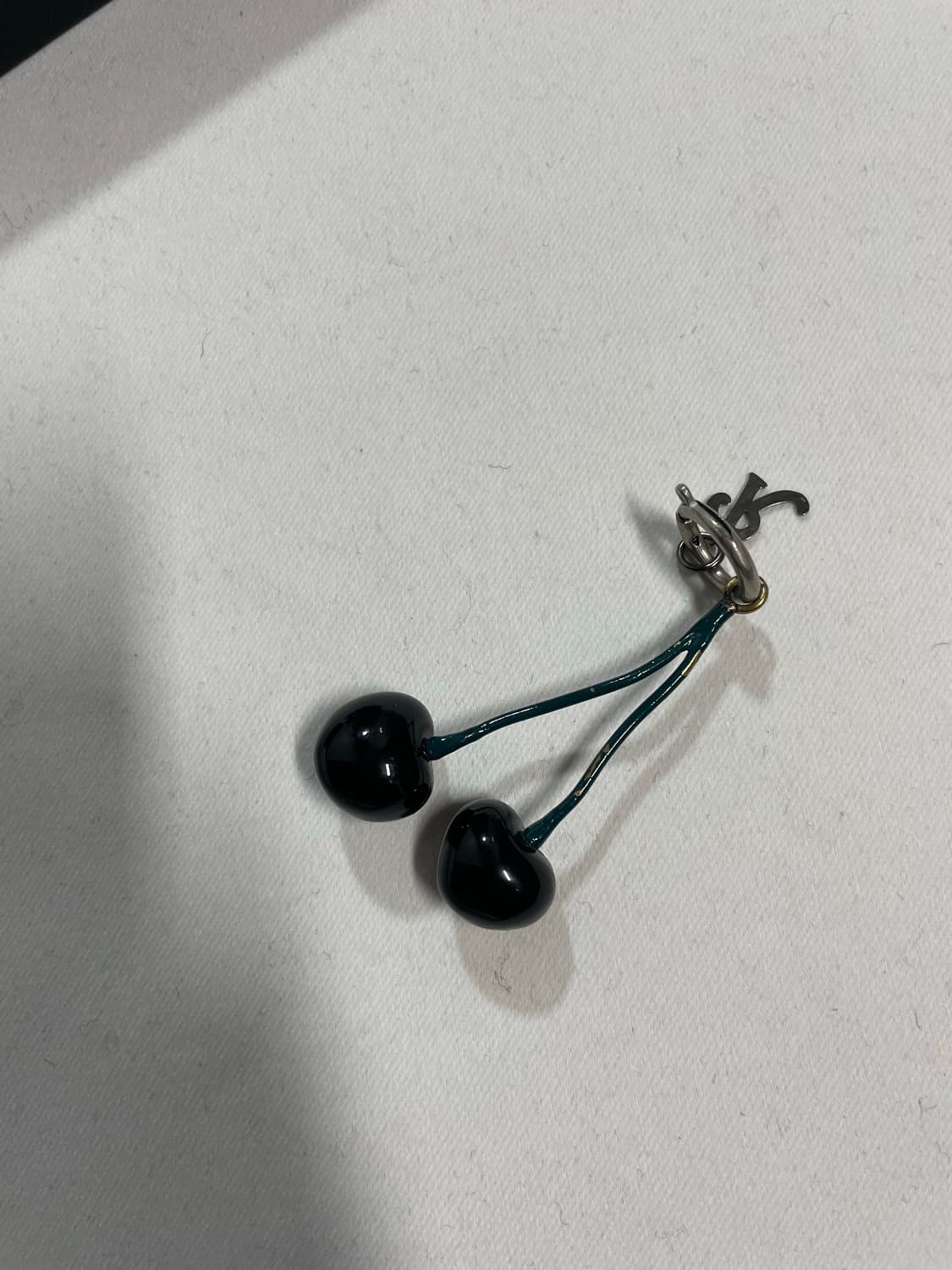 라프시몬스 19aw 더블 체리 참 키링 상품이미지4