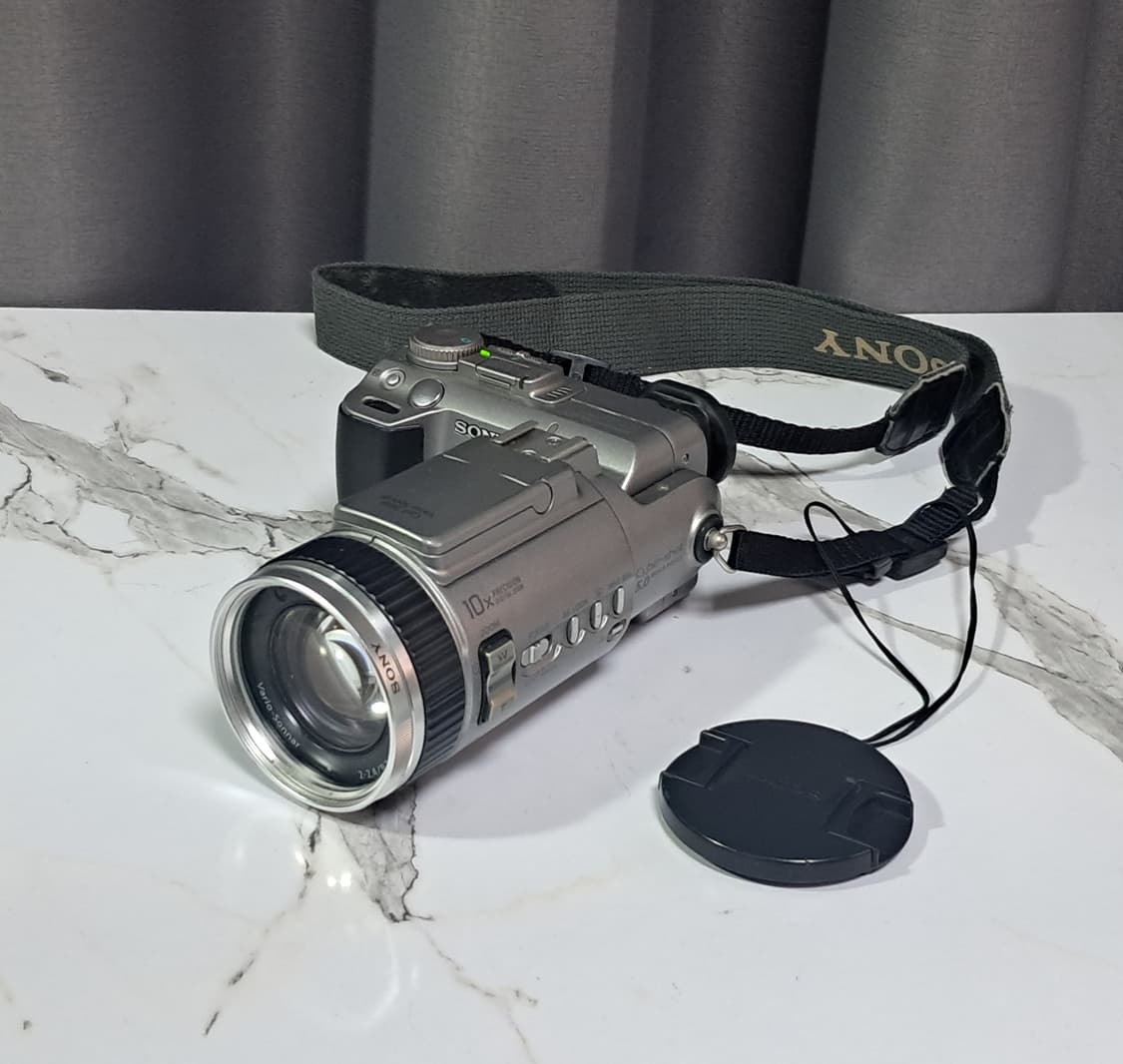 희귀템! 소니 사이버샷 DSC F707 디지털카메라 상품이미지1