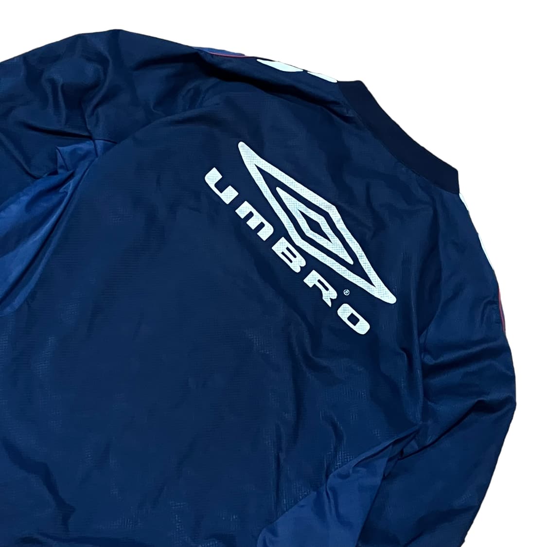 엄브로 데상트 웜업 Xl  상품이미지3