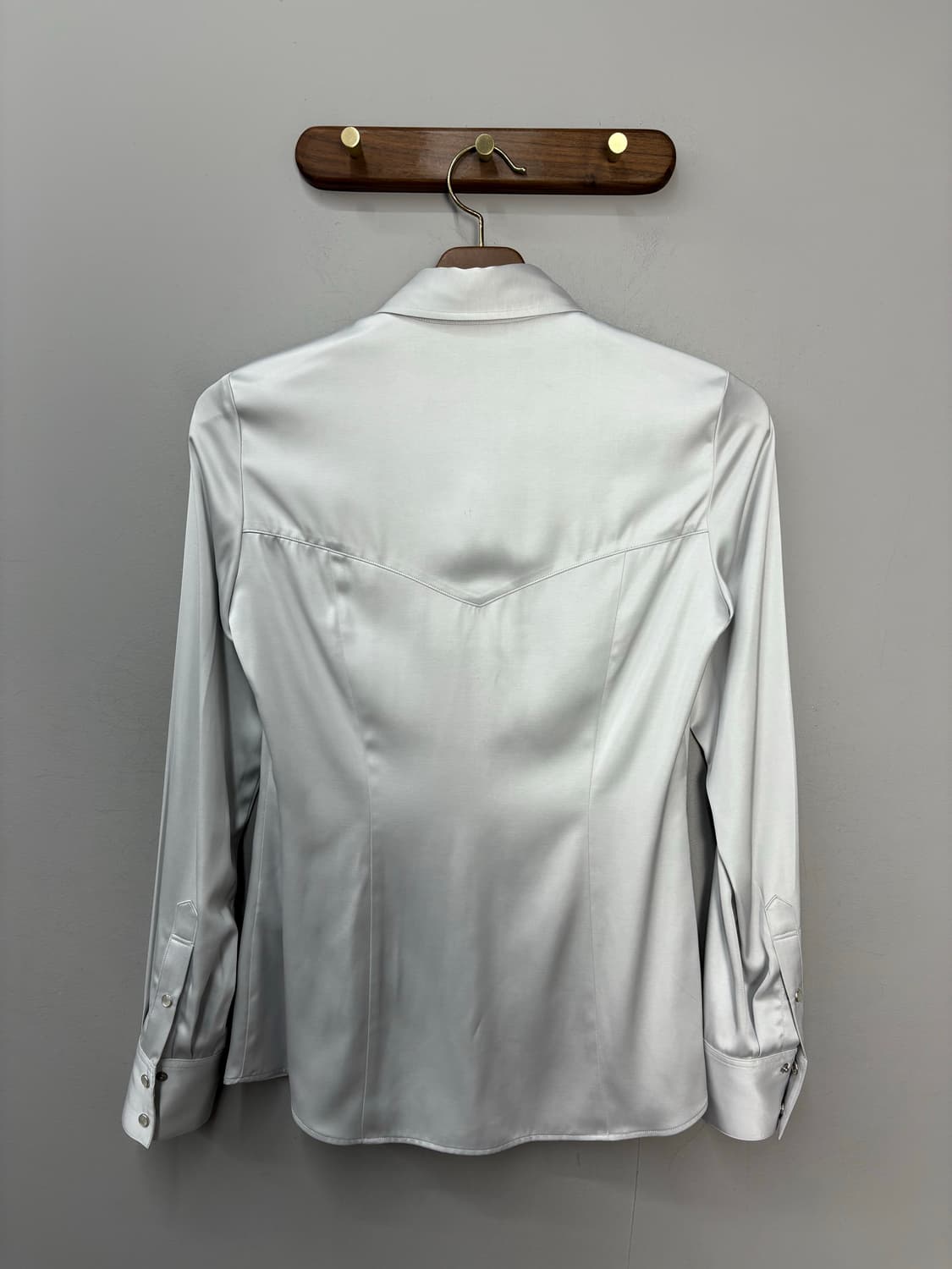 토니웩 버튼다운 실버새틴 셔츠 블라우스 A3481 상품이미지5