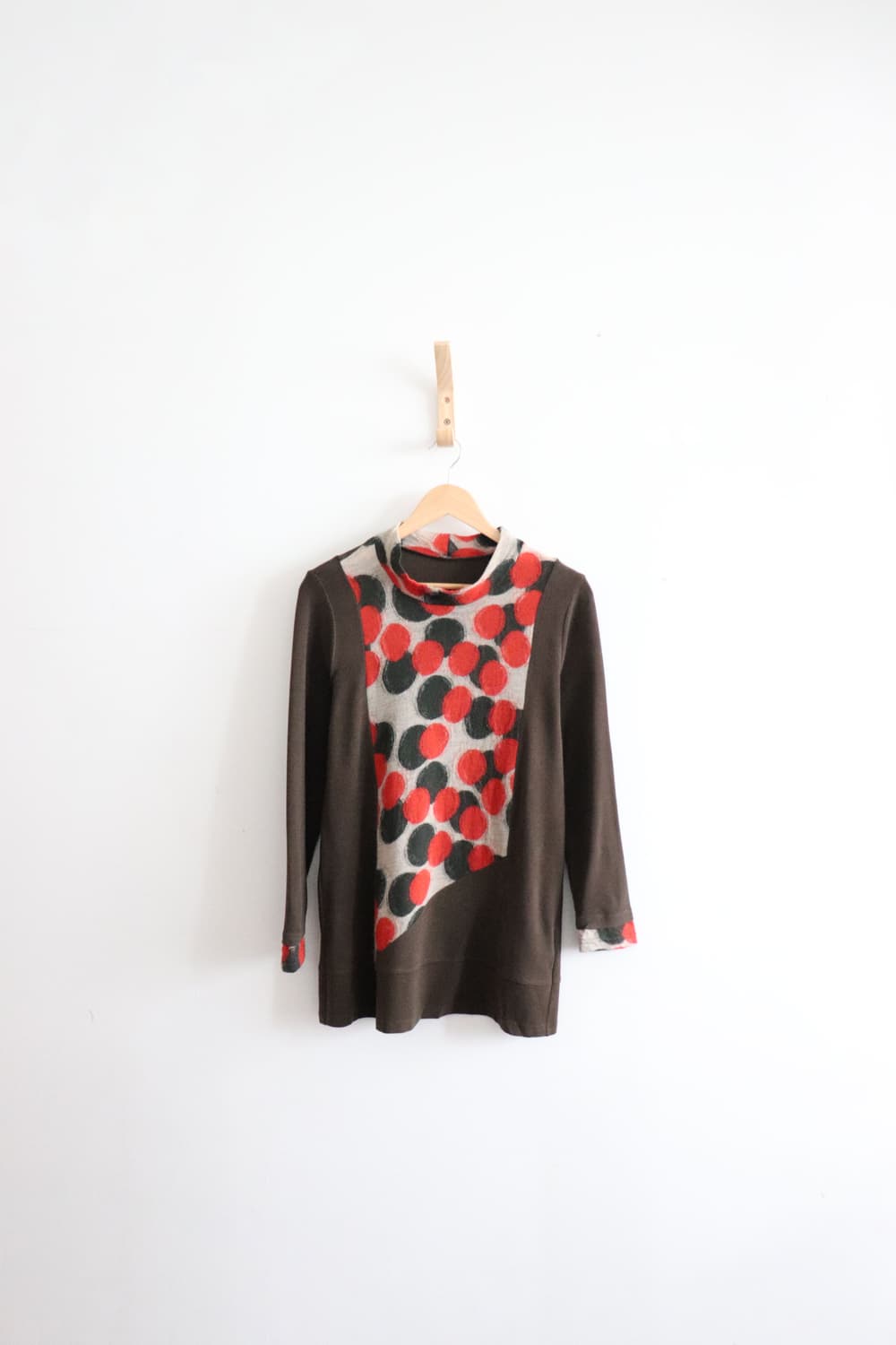 avi dott T-shirt 상품이미지2