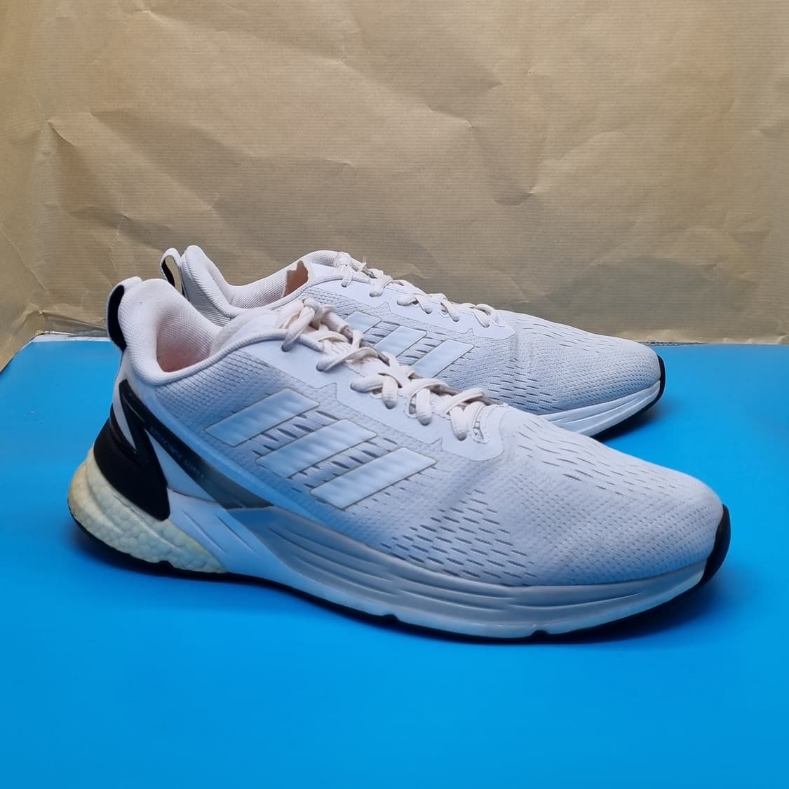 아디다스 리스폰스 슈퍼2.0 남성운동화275 상품이미지1