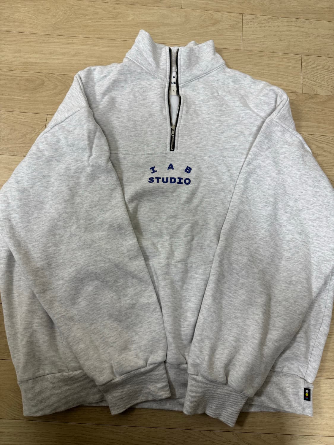 아이앱 스튜디오 하프 집 풀오버 상품이미지2