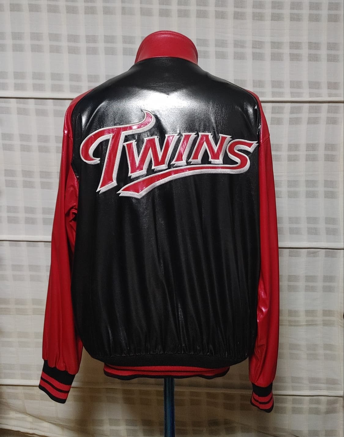 (HAZZYS) LG 트윈스 유광점퍼 100 상품이미지2