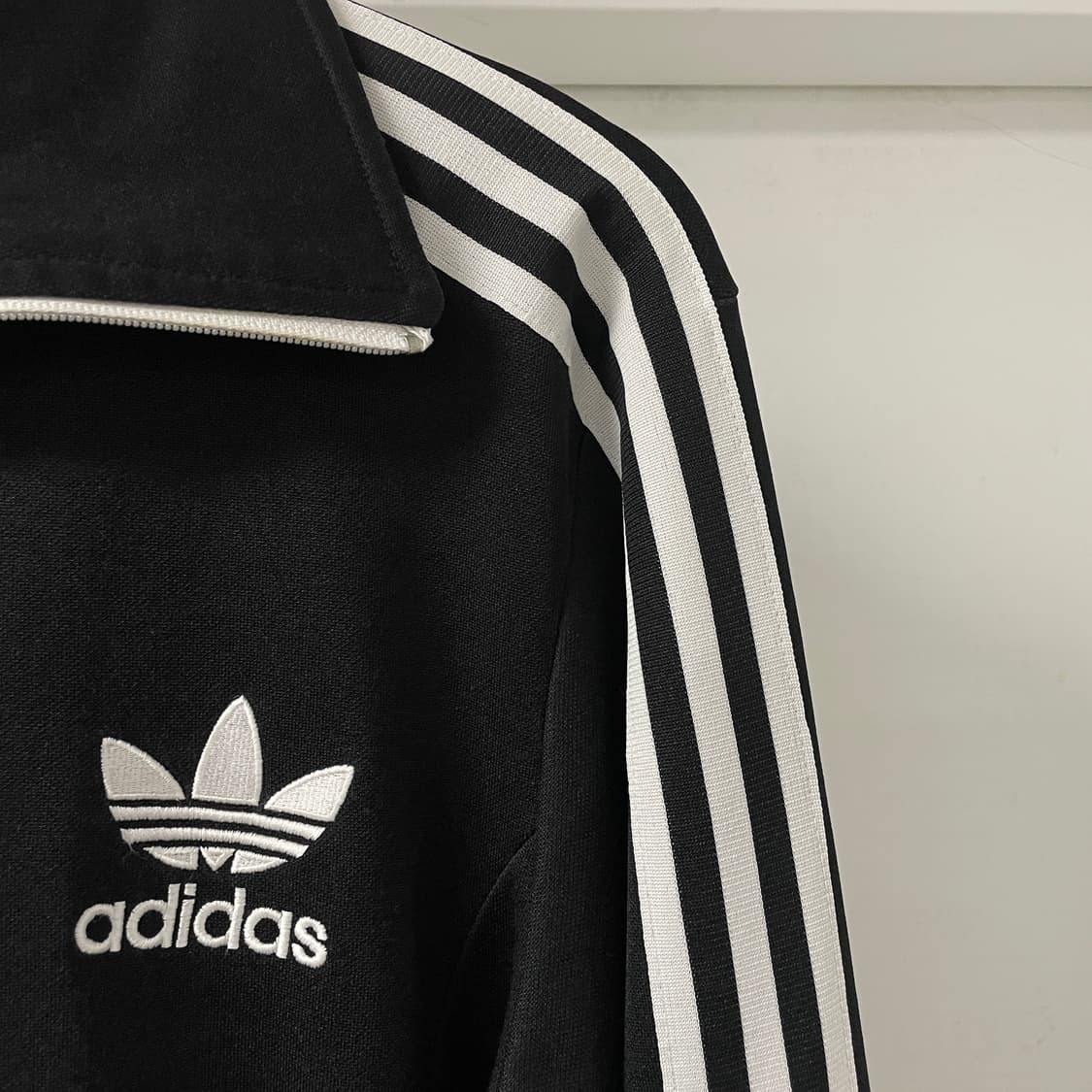 아디다스 유로파 트랙탑 져지 블랙 100 상품이미지4