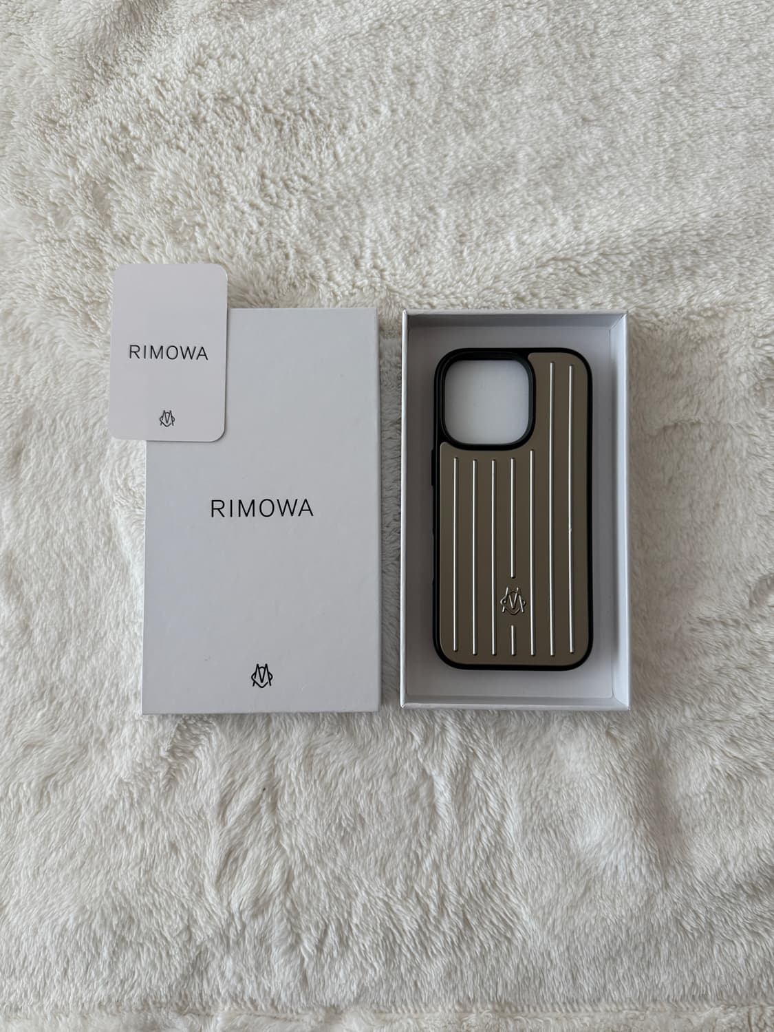 리모와 아이폰 16프로 케이스 (내추럴티타늄) 상품이미지1