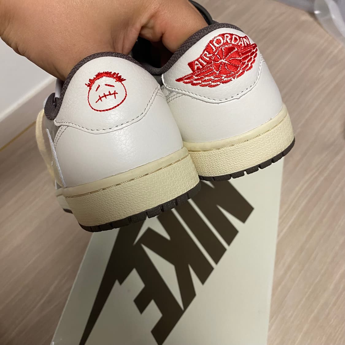 조던 스캇 리버스모카 270팝니다 상품이미지4