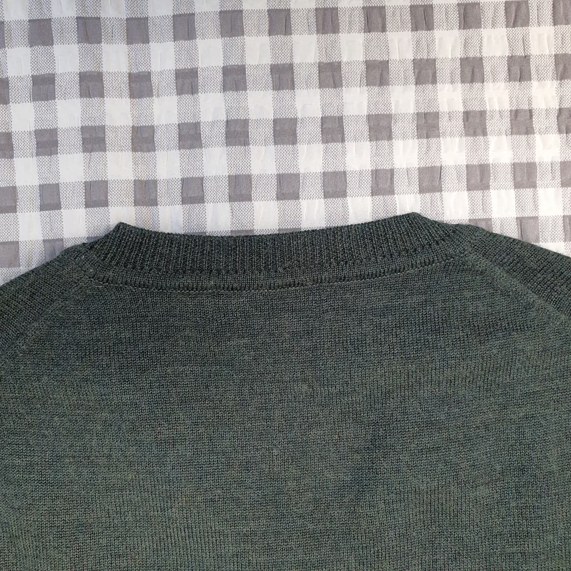 앤드지 얇은 브이넥 니트 남자95 상품이미지5