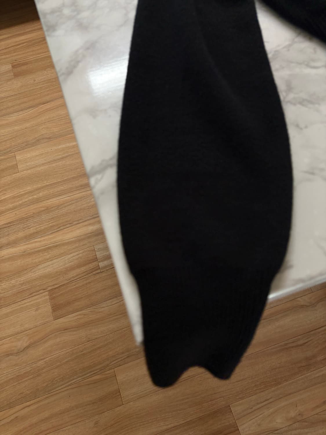 애즈온 보트넥 니트 블랙 상품이미지3