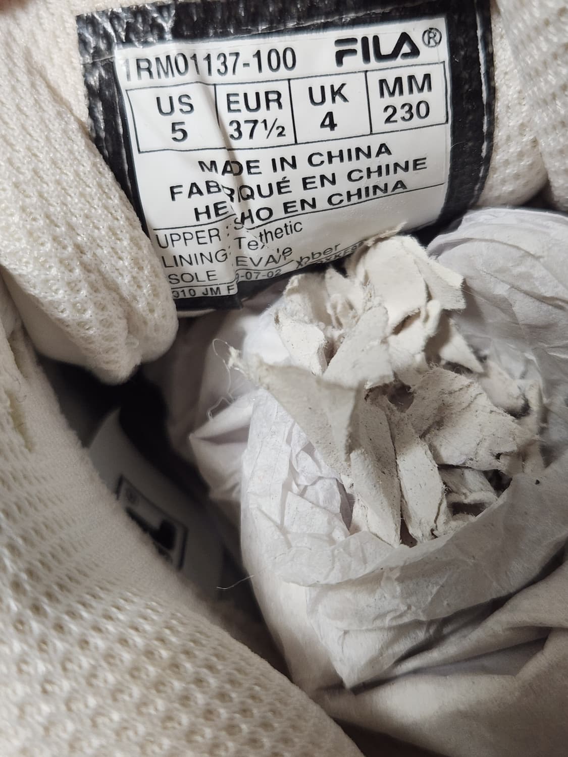 택 새상품) 휠라 운동화 딜레이션 어글리 슈즈 사이즈230

여러 중고사 상품이미지5