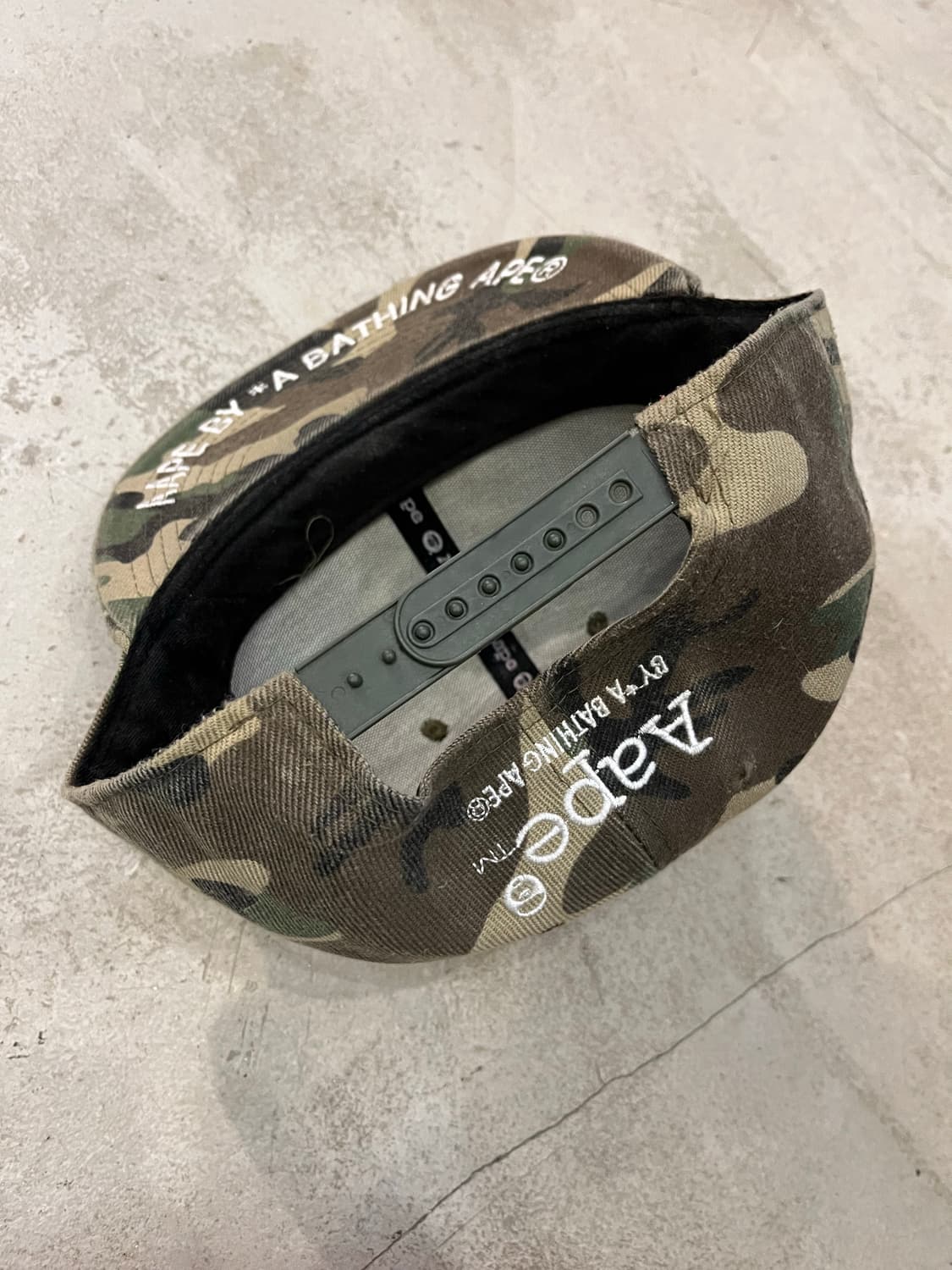 베이프 스냅백 상품이미지4