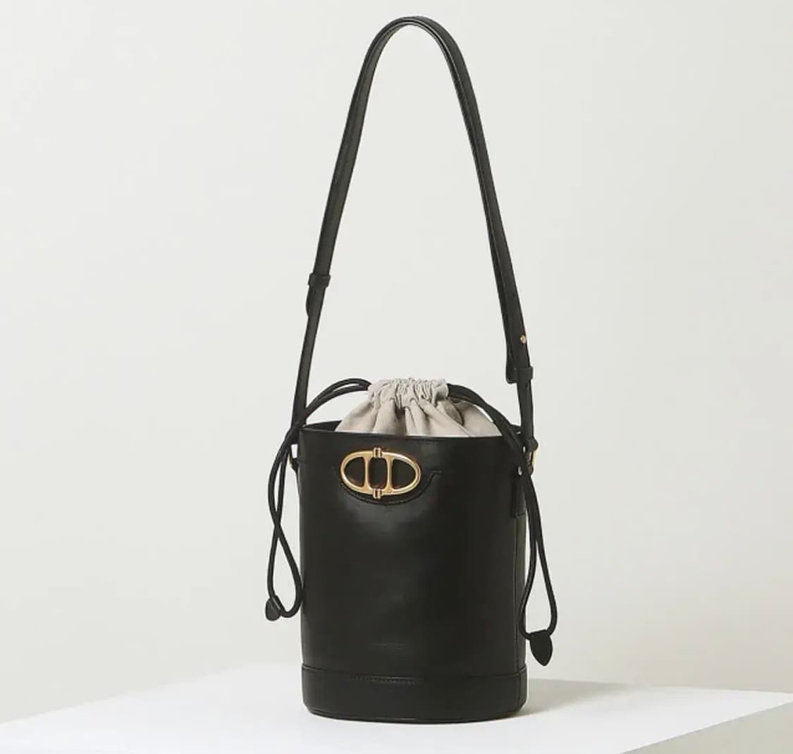 (새상품)아떼 바네사브루노 레더 버킷백 상품이미지2