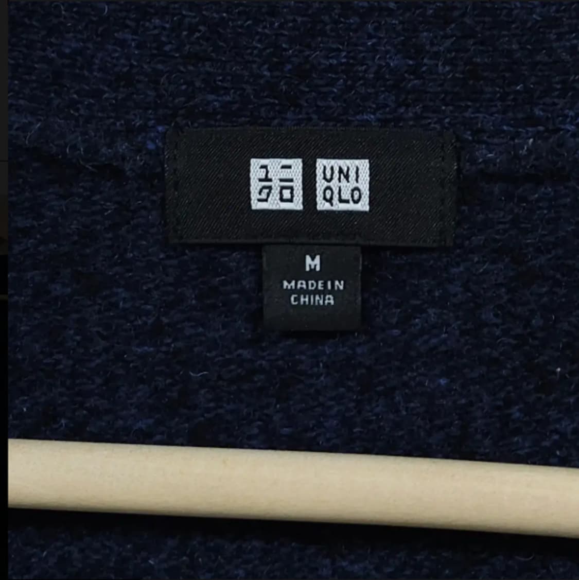 95)유니클로 울 가디건 네이비 상품이미지3