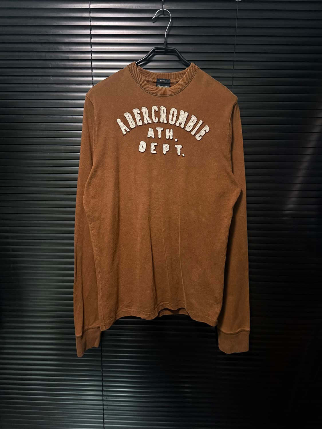 아베크롬비 브라운 갈색 긴팔 티셔츠 롱슬리브리스 y2k M 95 양홍원 상품이미지1