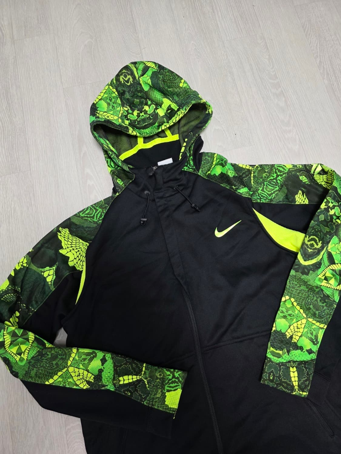 나이키 kobe 후드 집업 사이즈 XL 상품이미지3