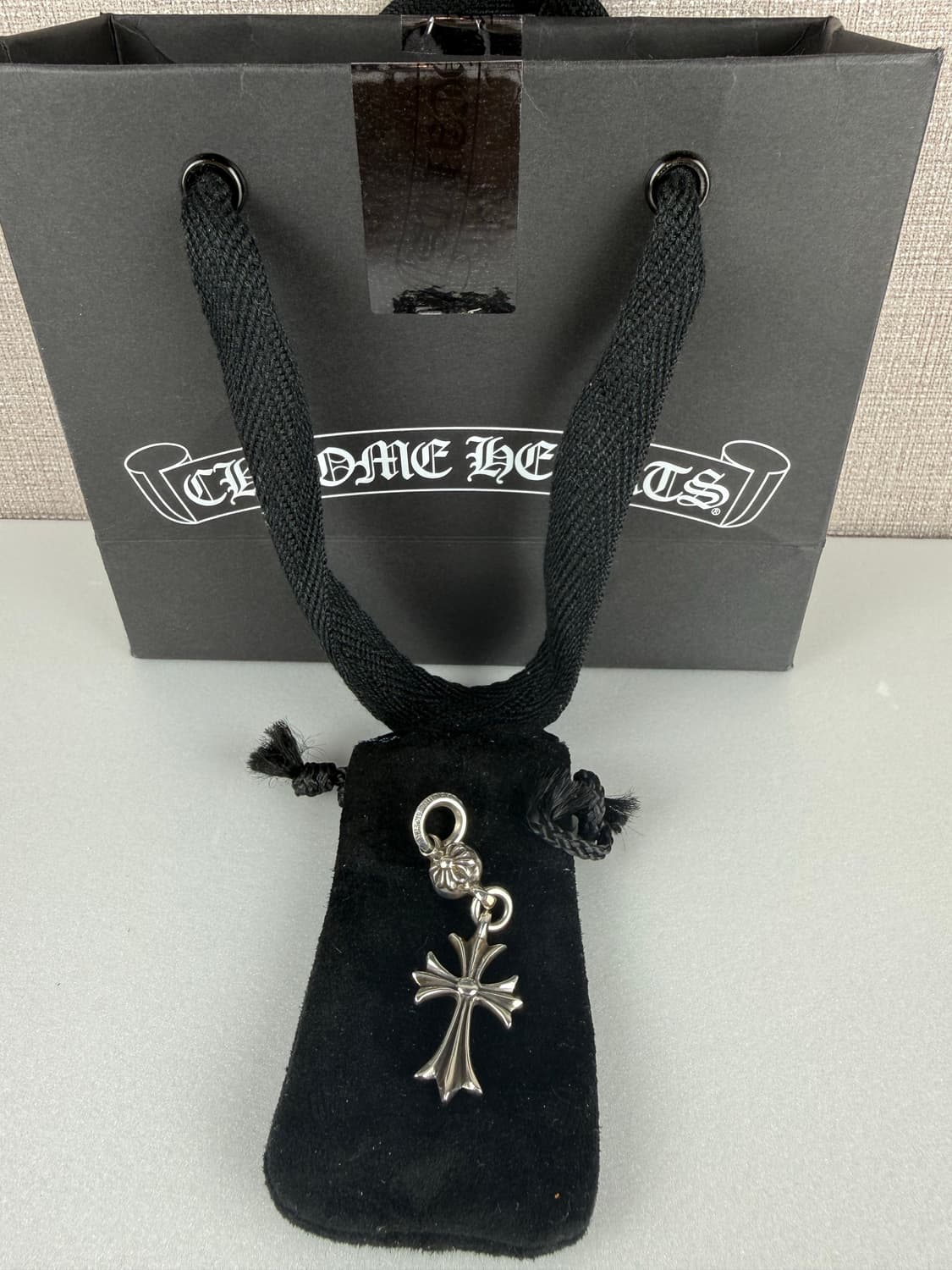 크롬하츠 원볼타이니 크로스 펜던트 상품이미지2