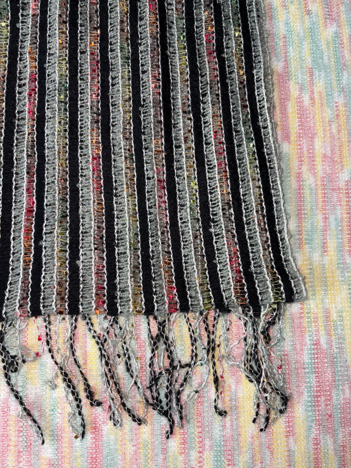 블랙 그레이 포인트 머플러 상품이미지10