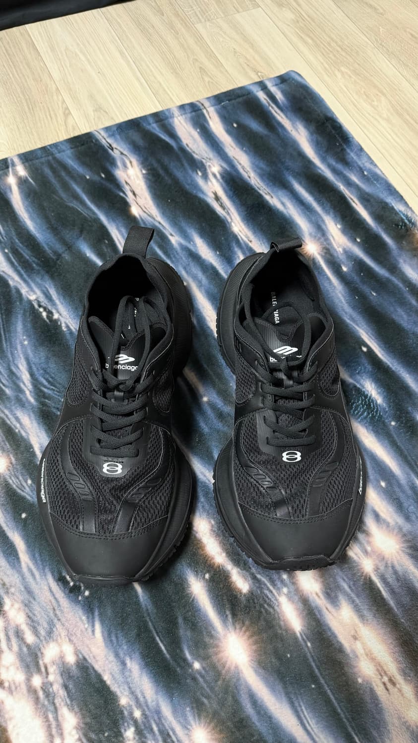 발렌시아가 서킷 스니커즈 블랙 42 상품이미지3