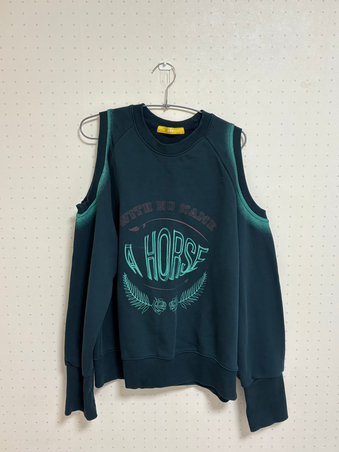 Kyo 쿄 어깨트임 맨투맨/실착2회/드라이크리닝완료 상품이미지2