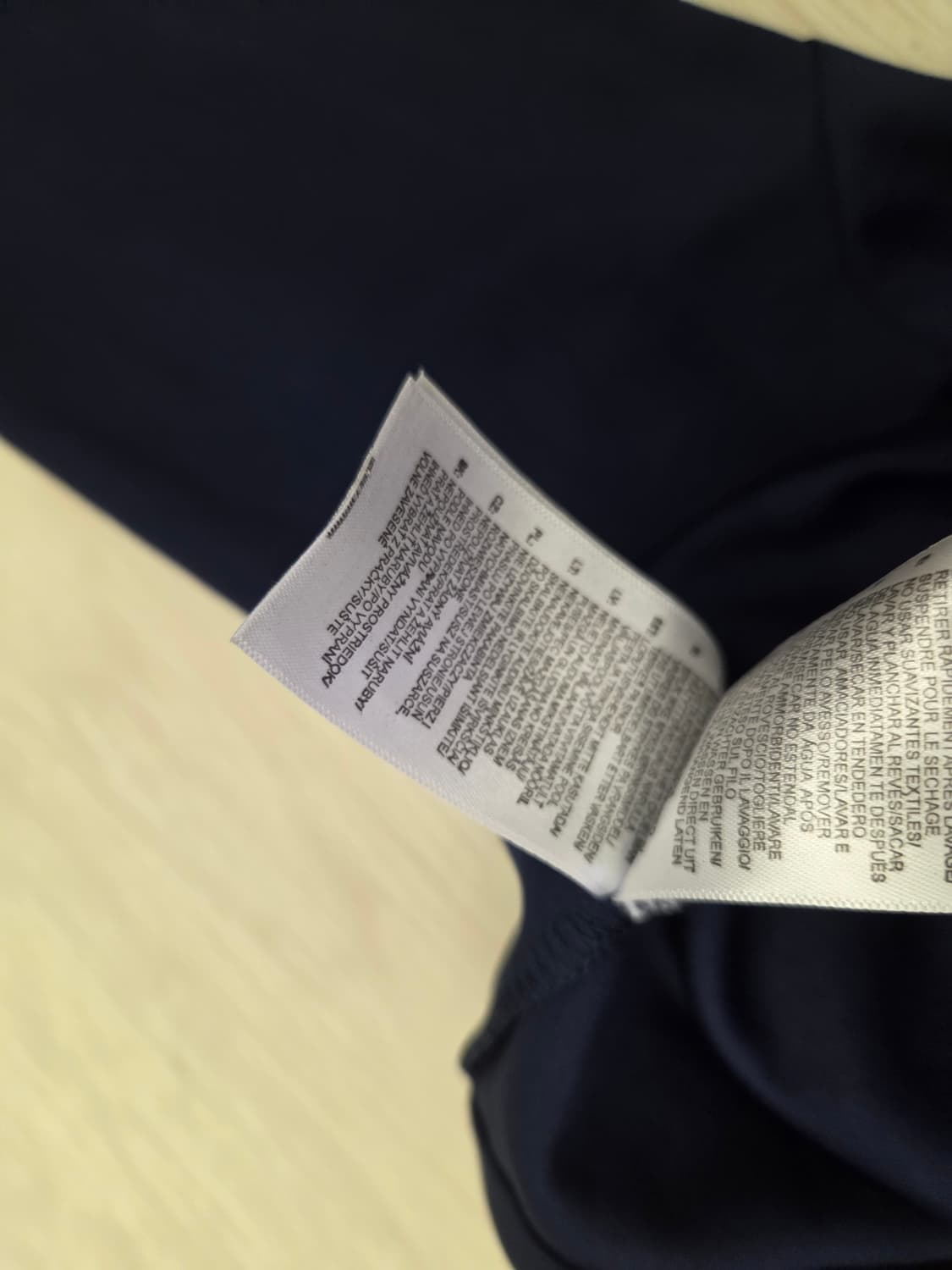 아디다스 아스날 94 플라이 에미레이트 트레이닝탑 상품이미지5