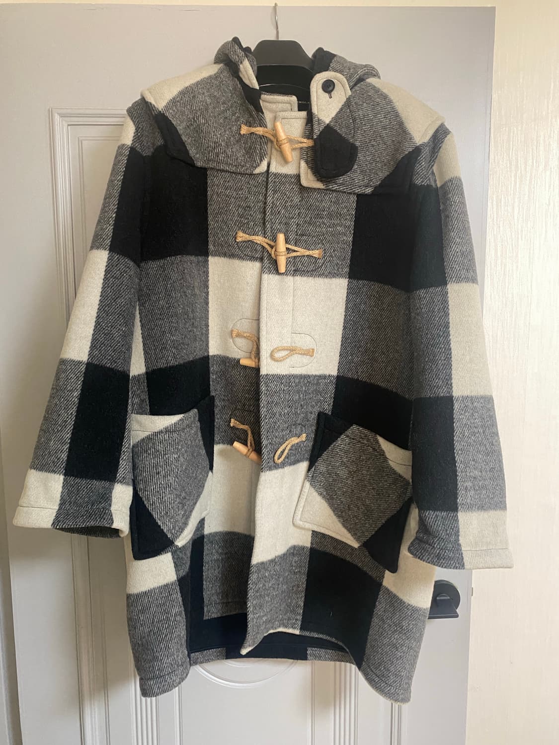 런던트레디션 마틴 맨즈 더플코트 챠콜 믹스 D6 44사이즈 팝니다 상품이미지2