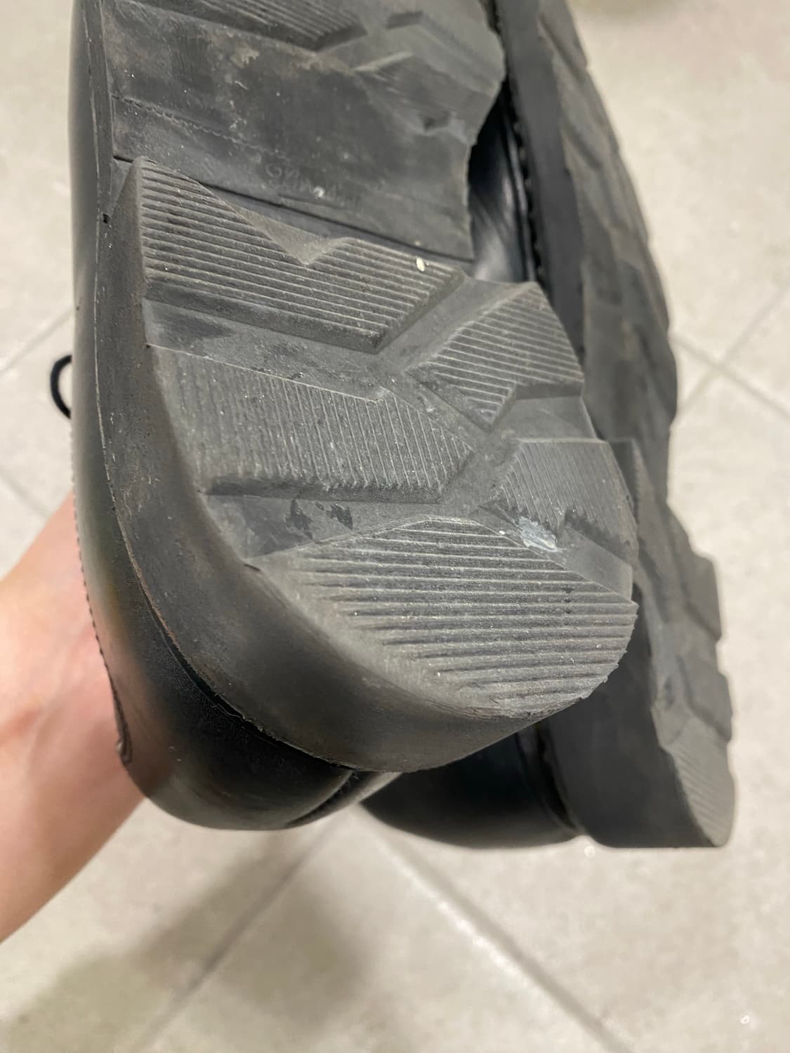 파라부트 아비뇽 UK8 /42 사이즈 팝니다 상품이미지6