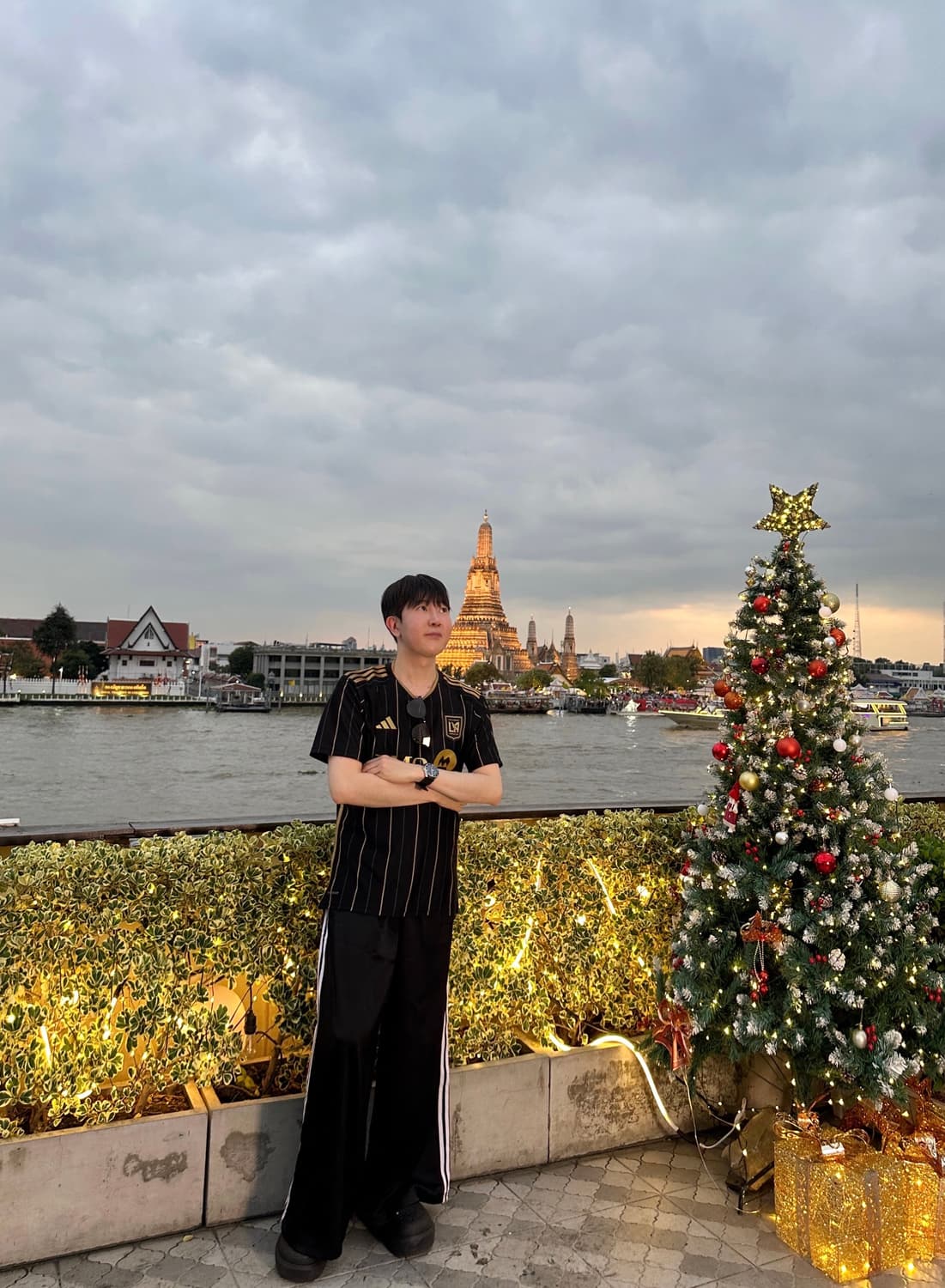 아디다스 새틴 와이드 레그 팬츠 네이비 상품이미지1