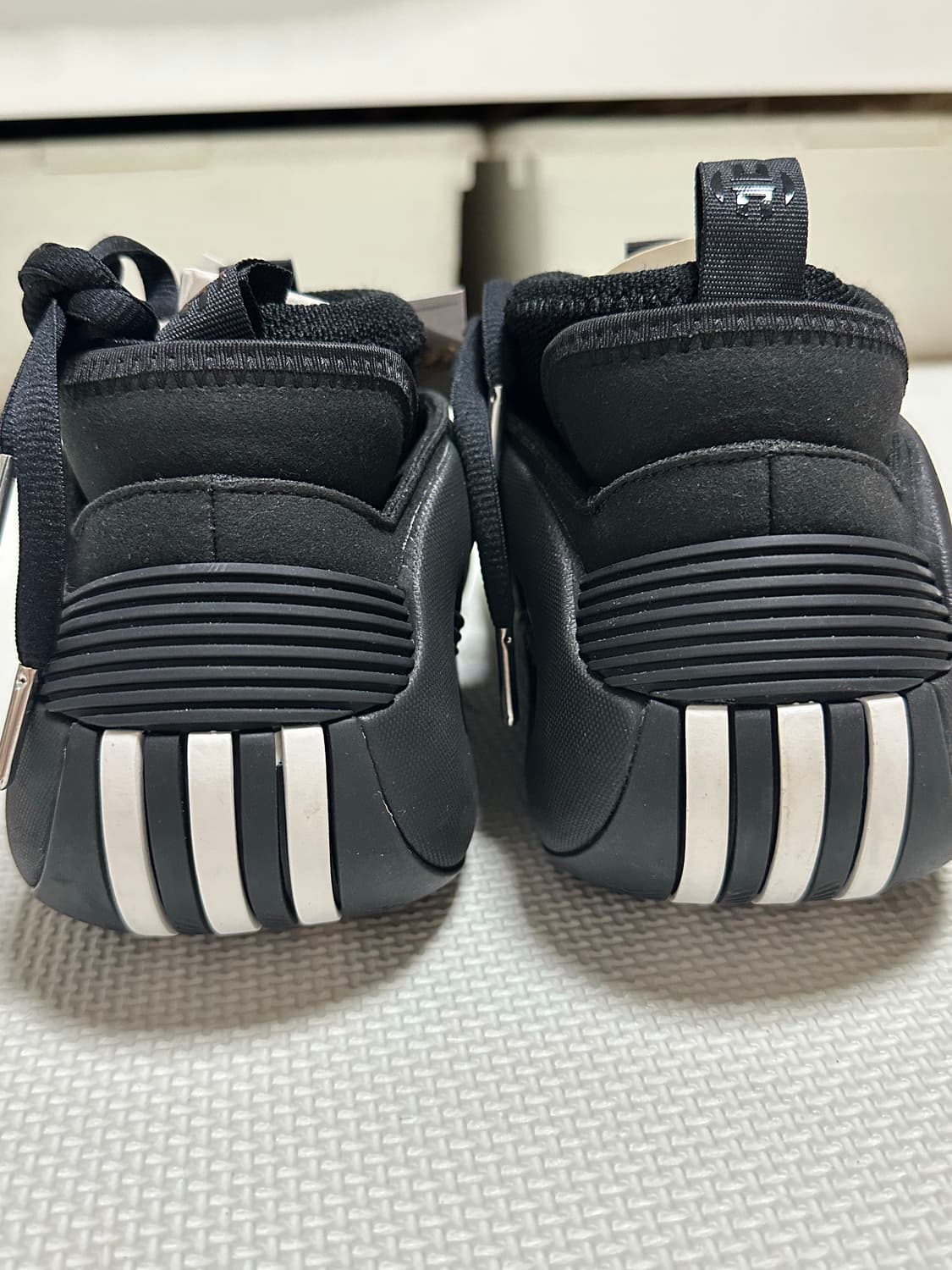 아디다스 하든 8 265사이즈 새상품 상품이미지4