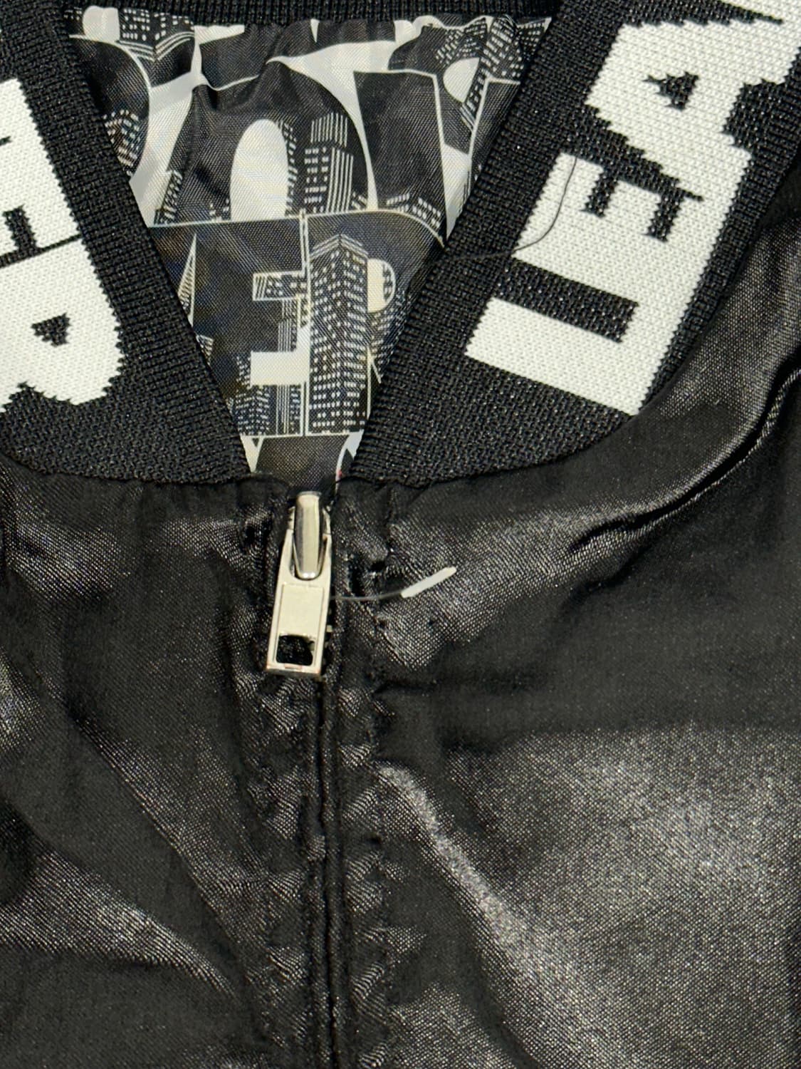 일본 빈티지 AAA 2016 블랙 화이트 아레나 투어 바시티 스카잔 자켓 상품이미지8