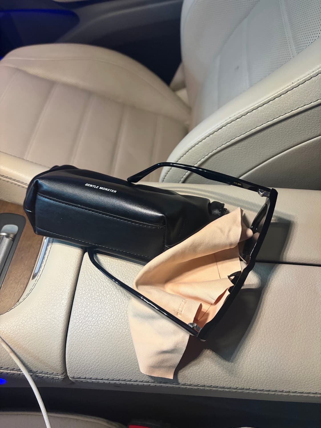 젠틀몬스터 솔베이 상품이미지10